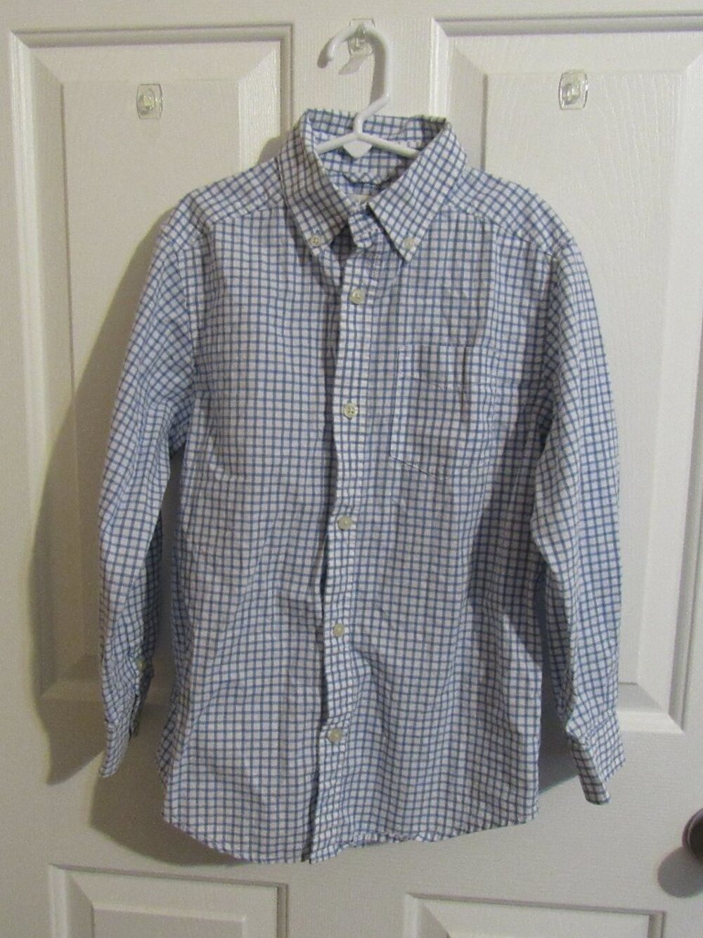 The Children's Place Boys Medium 7/8 Button-Down Shirt Blue and White Youth